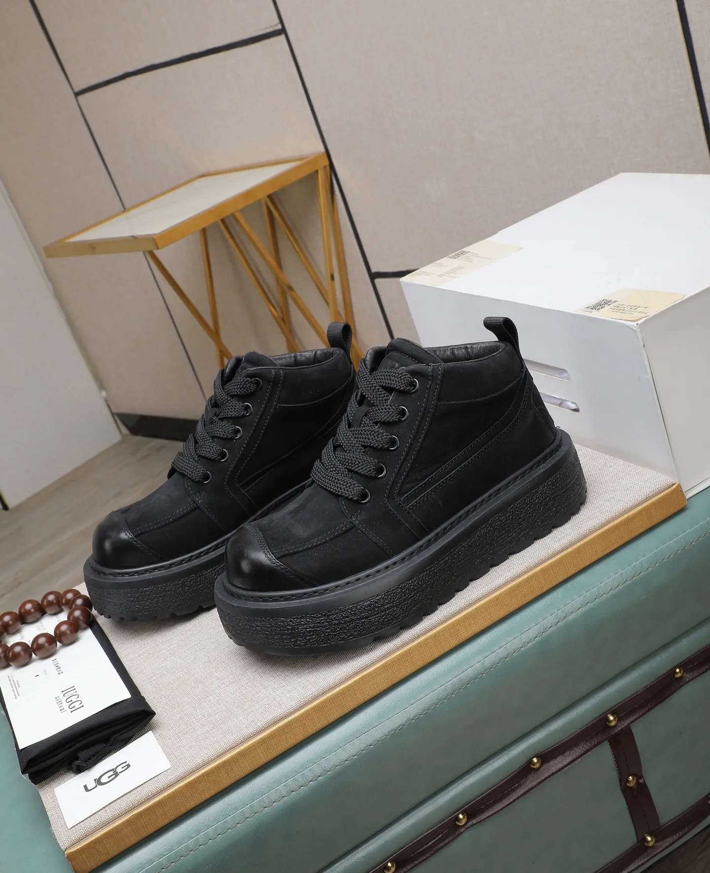 Men's shoes 💰680 IUGGI new retro presbyopia men's shoes, casual and versatile, full of high-end sense, fashionable, luxury and personalized style, joint style, retro presbyopia factor, full of handsome style, first layer suede cowhide, lining wool, rubber outsole, light and non-slip size: 39-44
